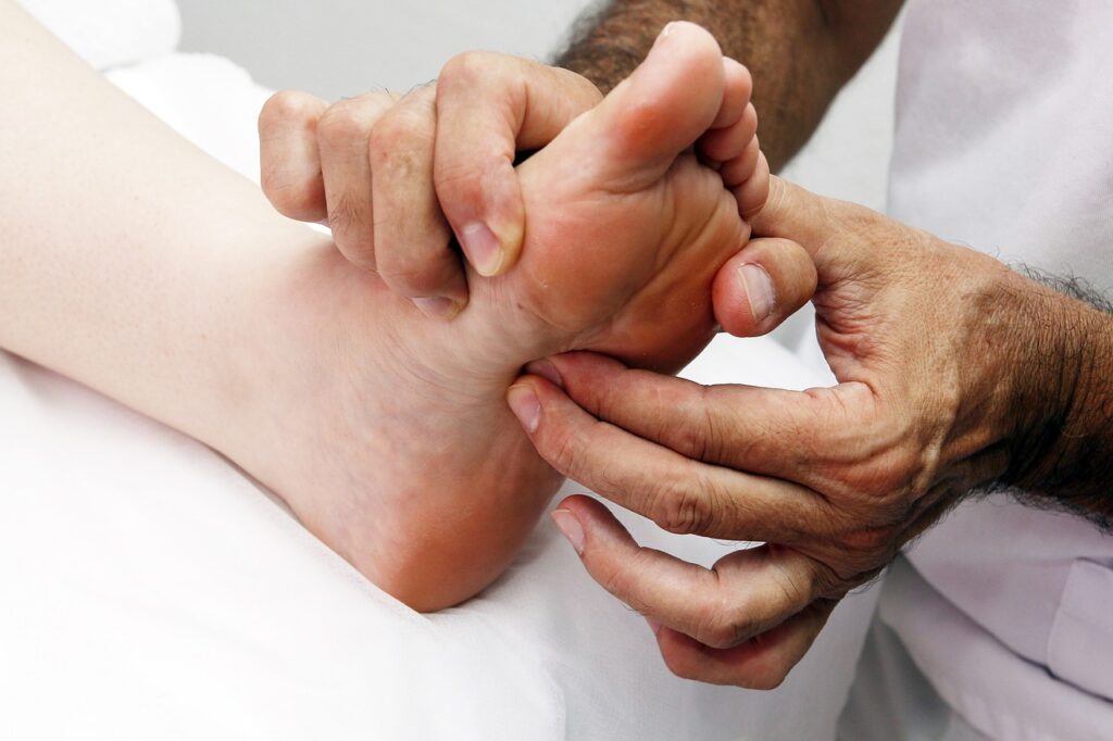foot reflexology, reflex foot kidney, treatments-3781174.jpg